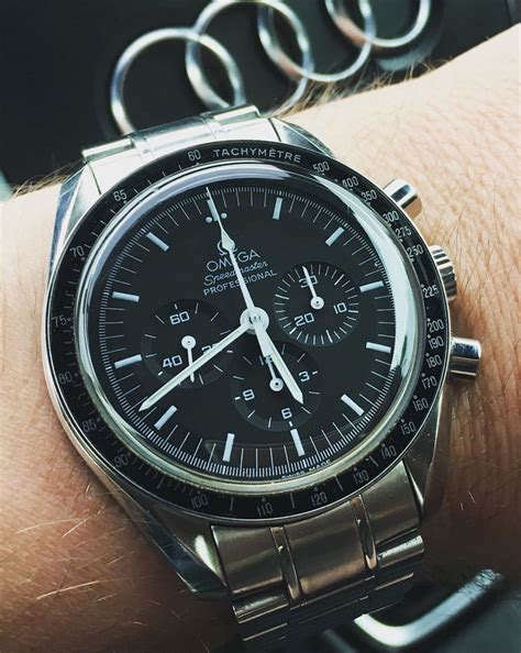 owned omega speedmaster watch